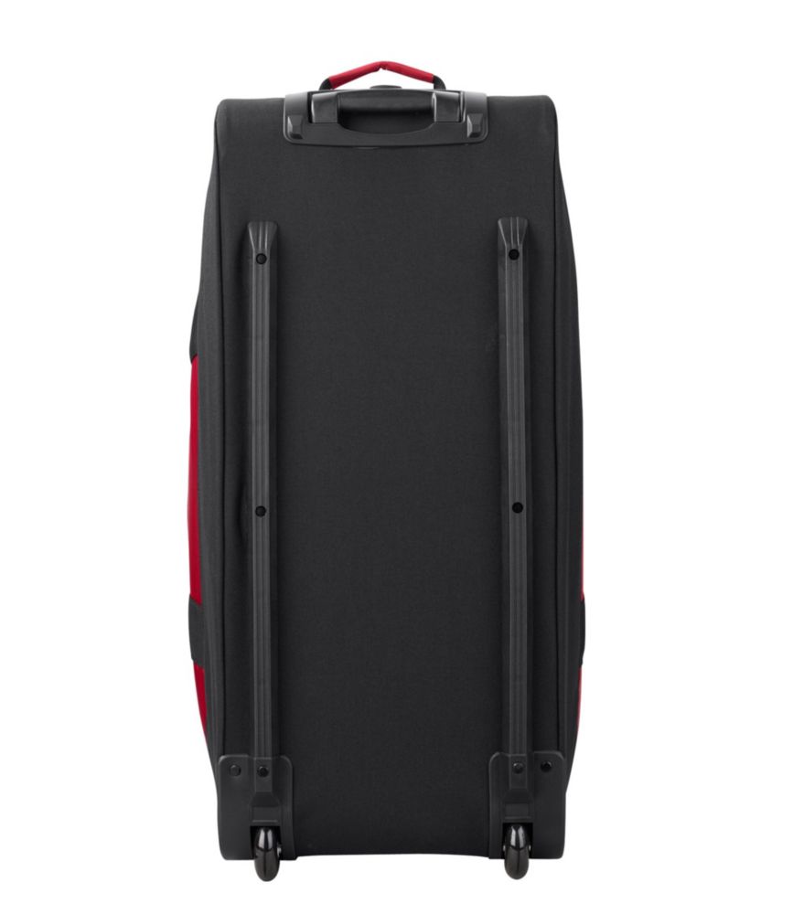 largest carry on roller bag