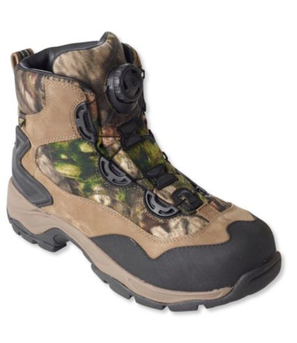 hiking boots with boa lacing system