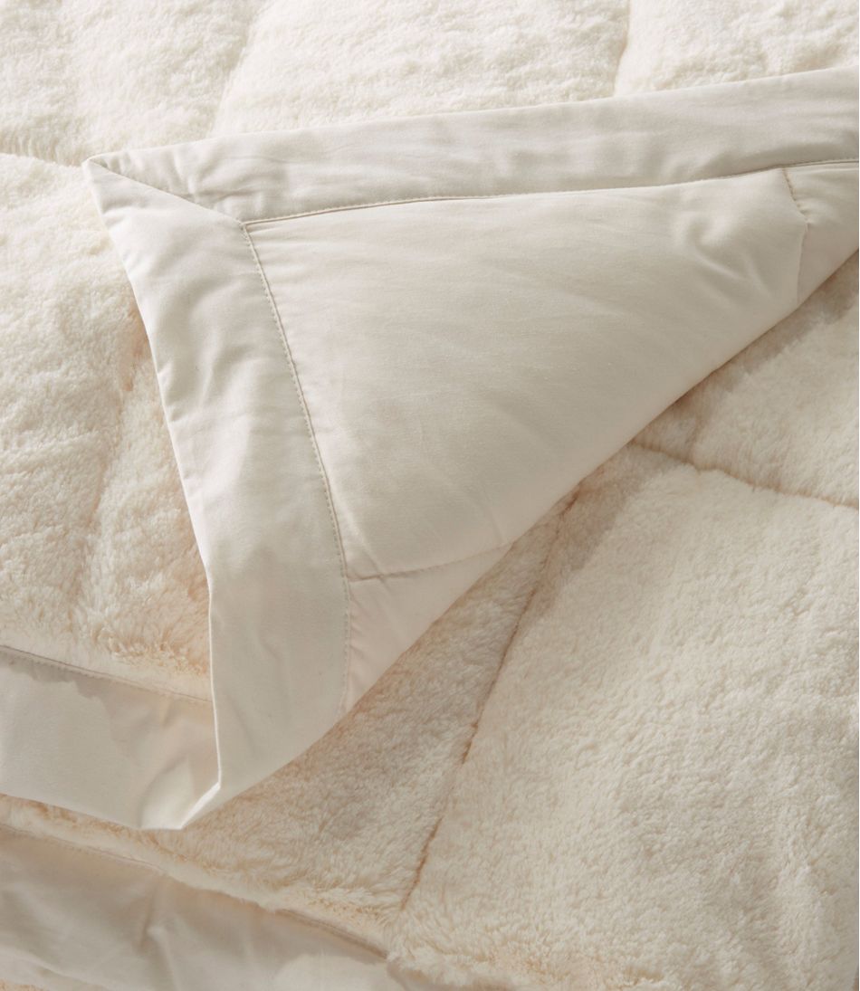 Ultraplush Sateen Blanket Ultraplush Sateen Blanket
