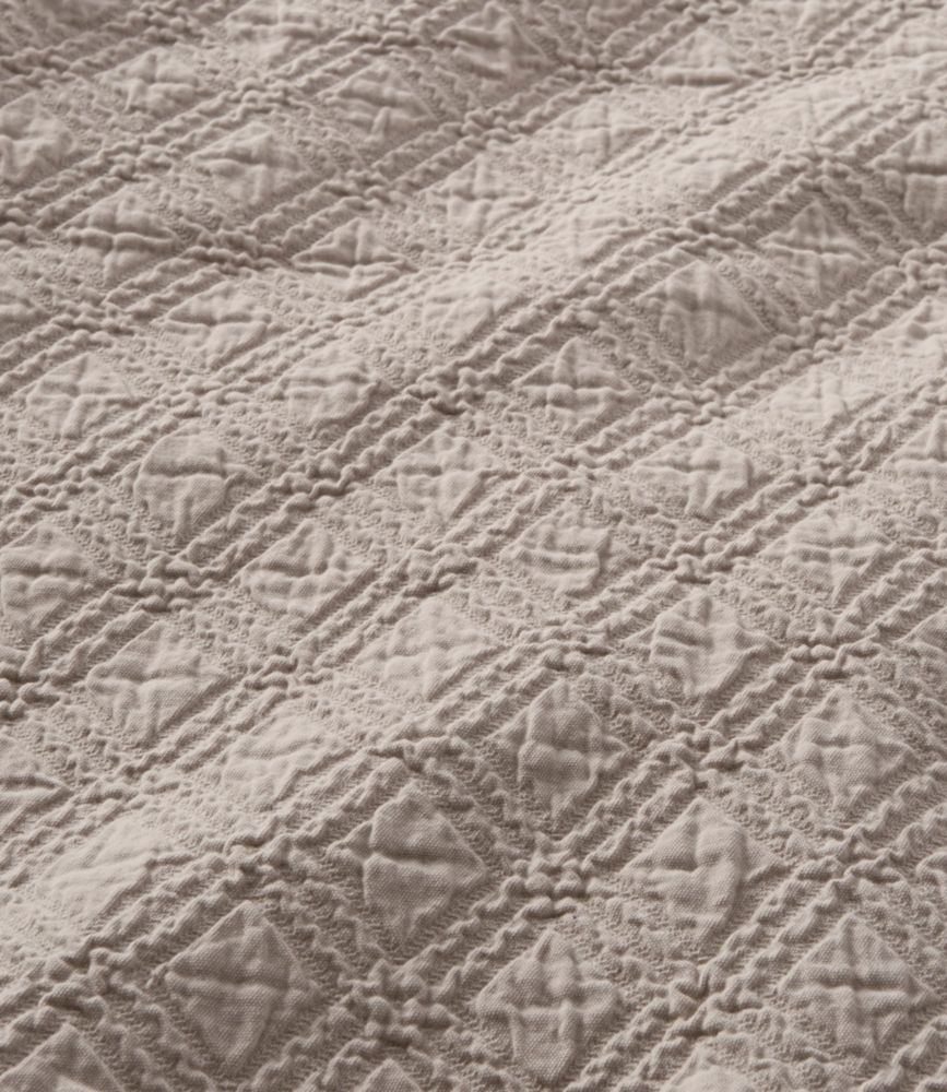 Diamond Stitch Matelasse Coverlet