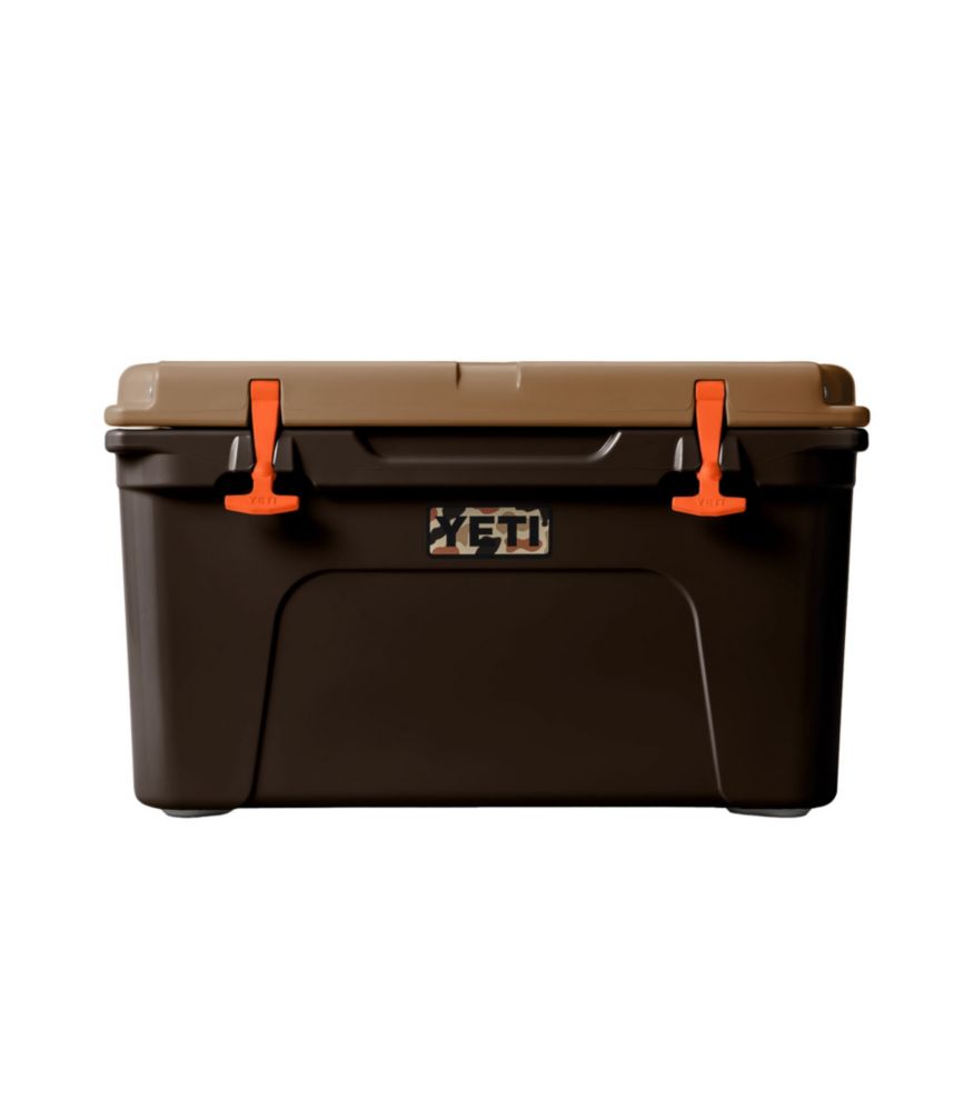 Yeti Tundra 45 Cooler - Wetlands Camo