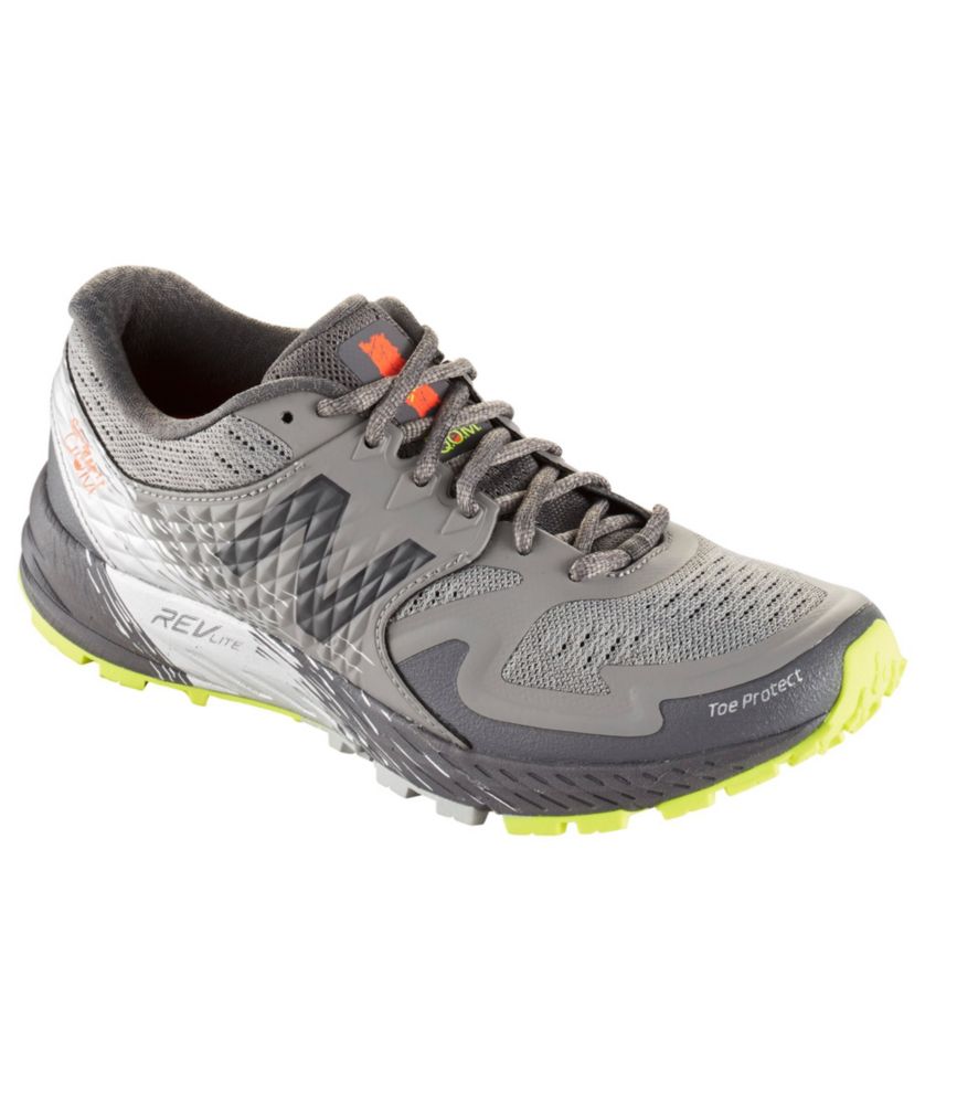 nb trail running shoes