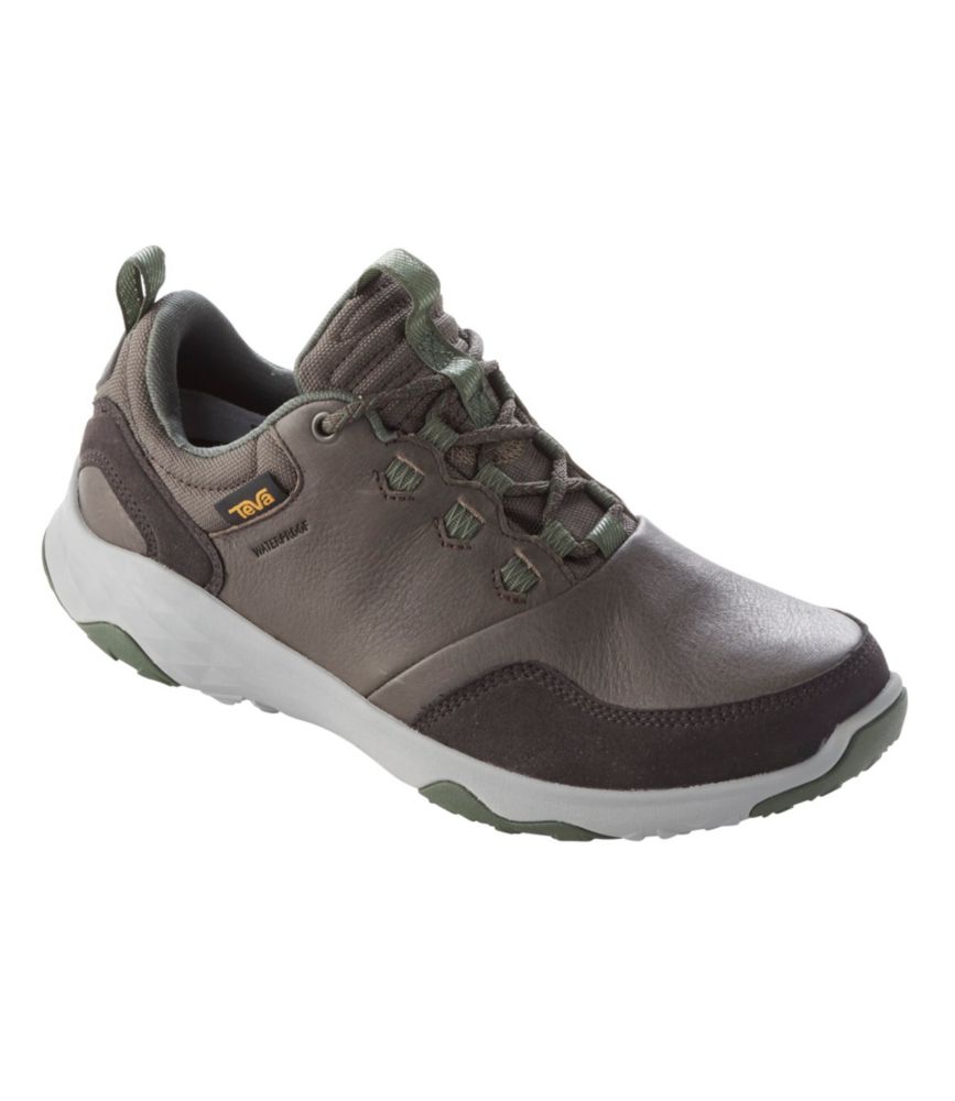 teva trail shoes