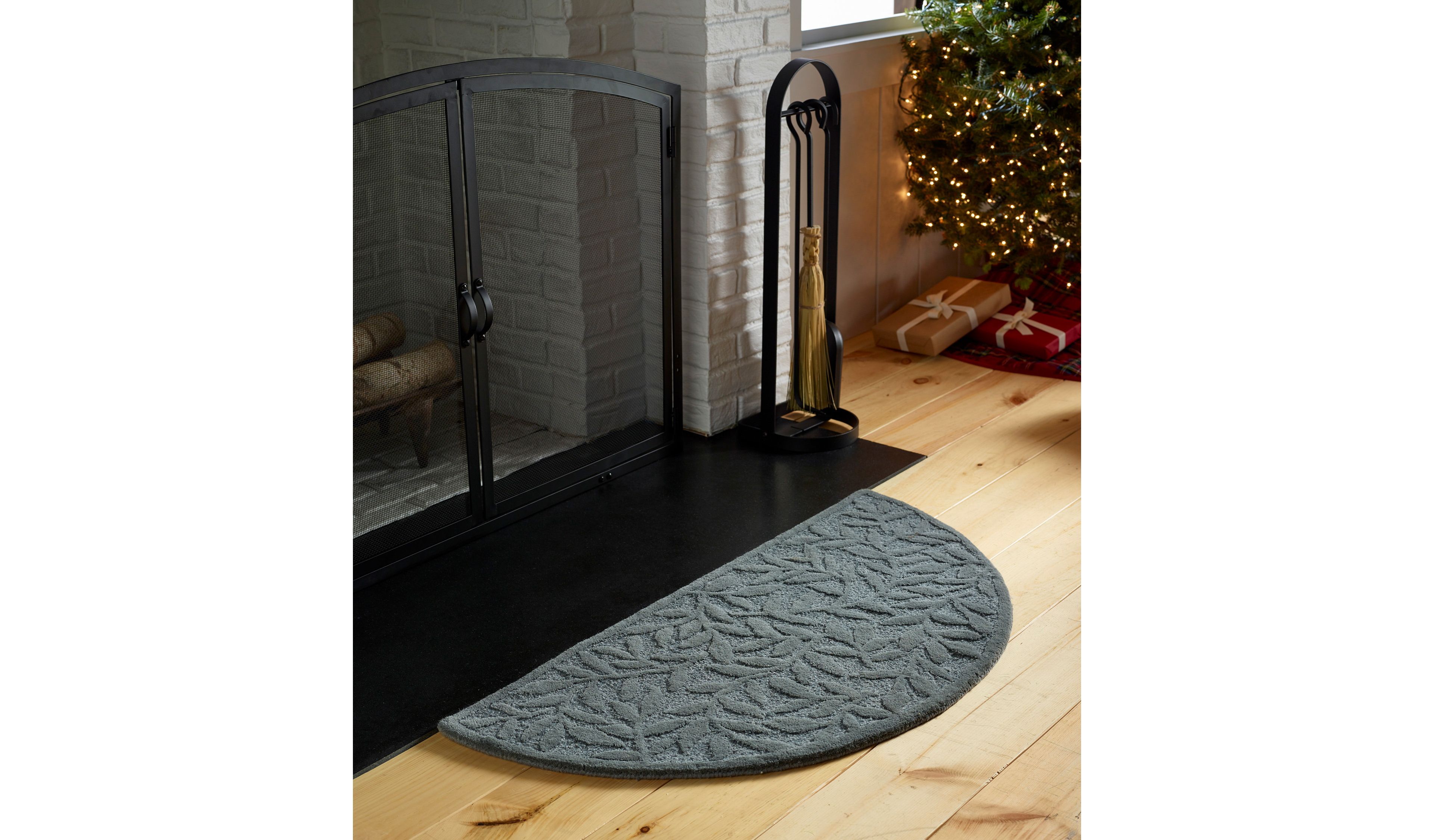 Wool Hearth Rug, Crescent, Leaf