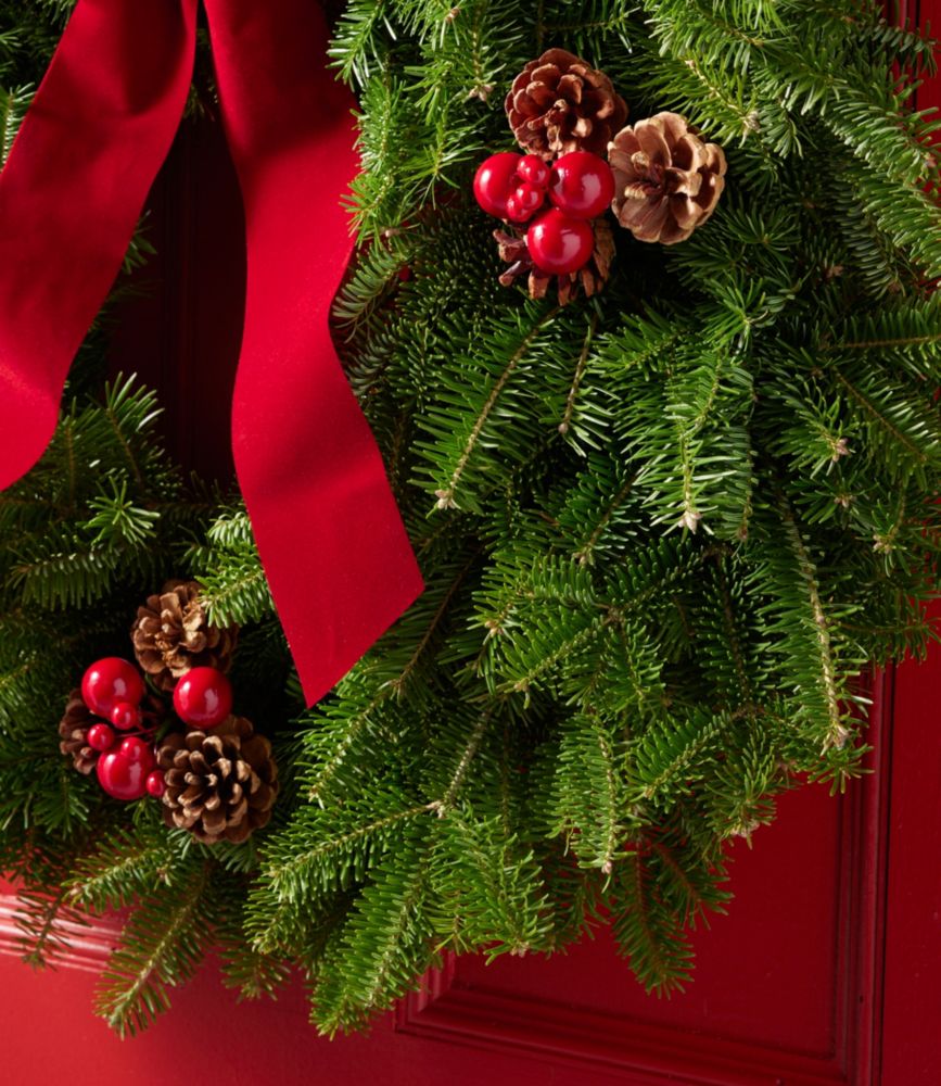 Fresh Traditional Christmas Balsam Wreath, 30"