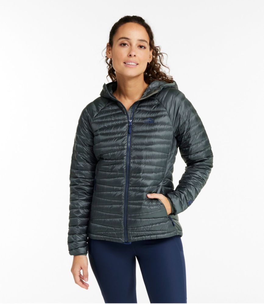 Women's Ultralight 850 Down Hooded Sweater
