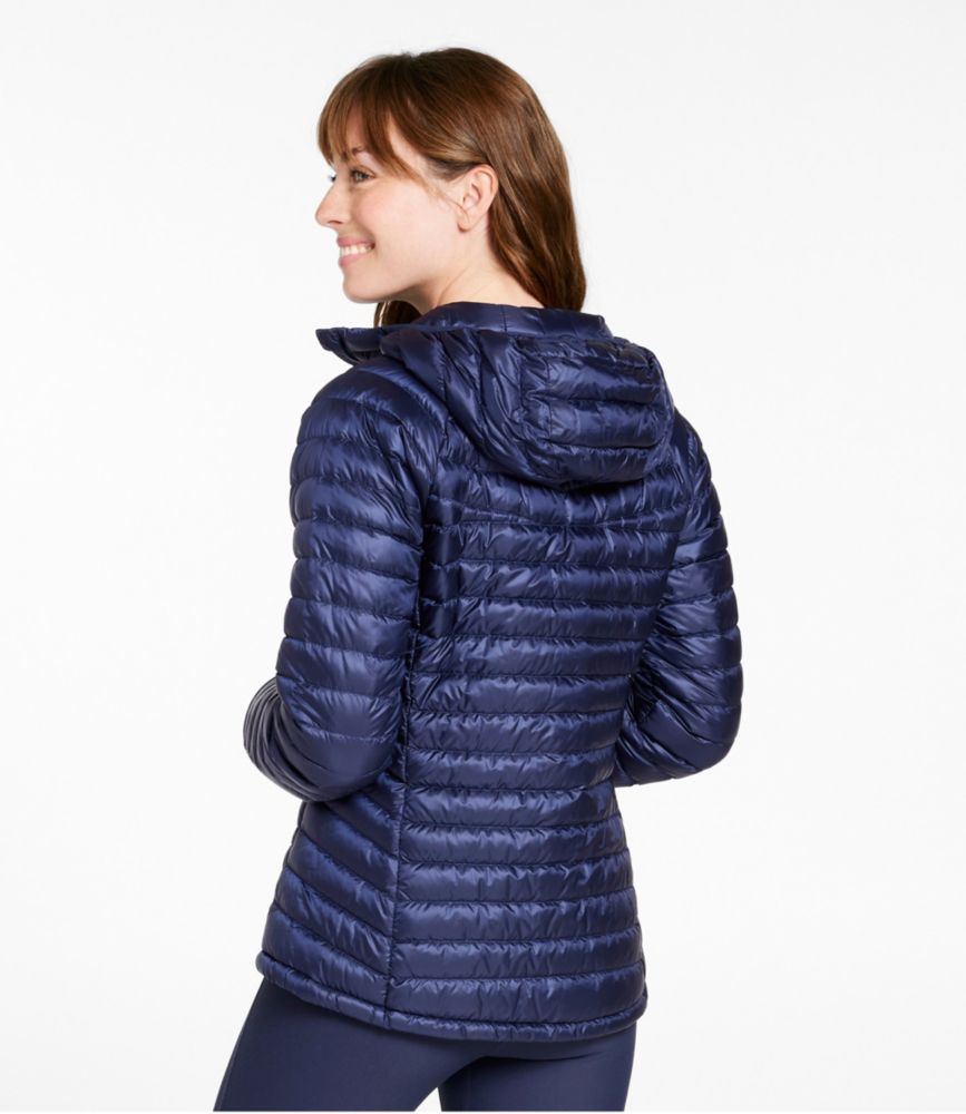 Women's Ultralight 850 Down Hooded Sweater