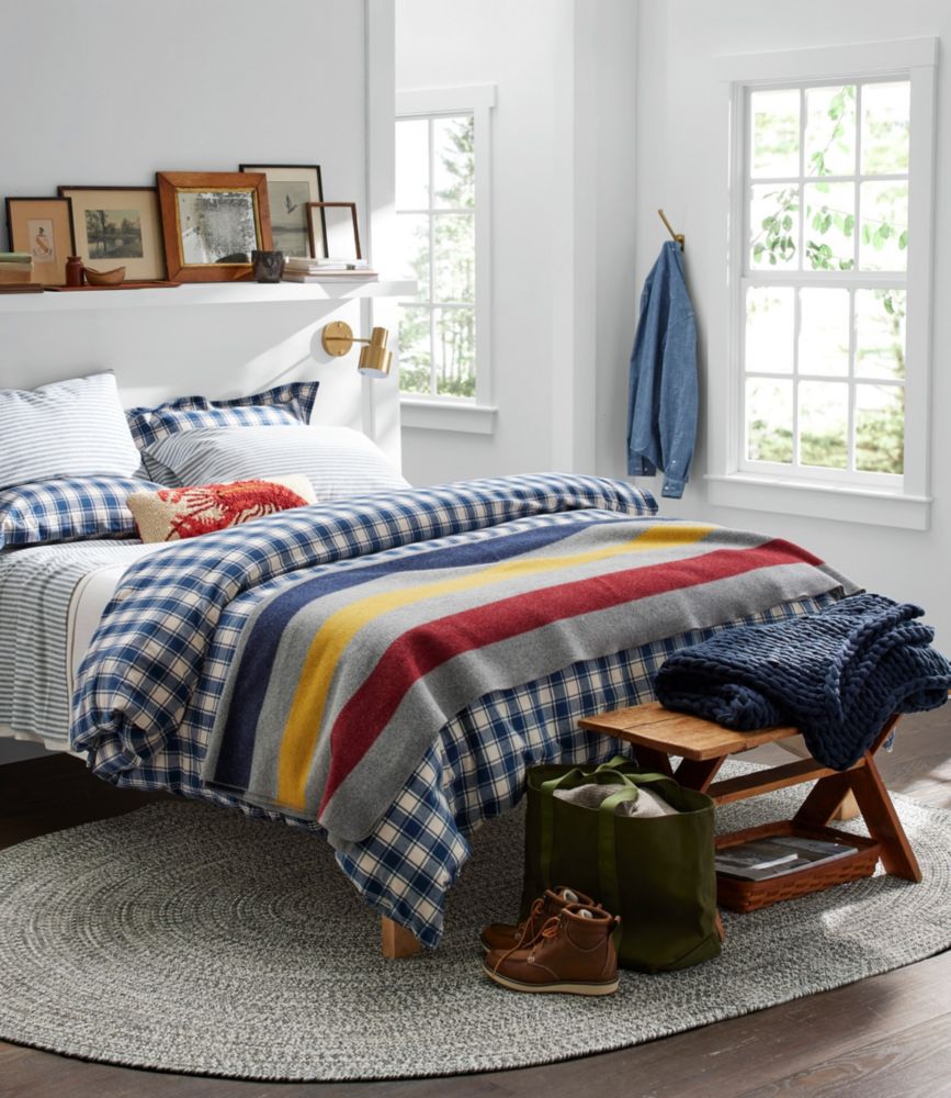 Frontier wool blanket shop