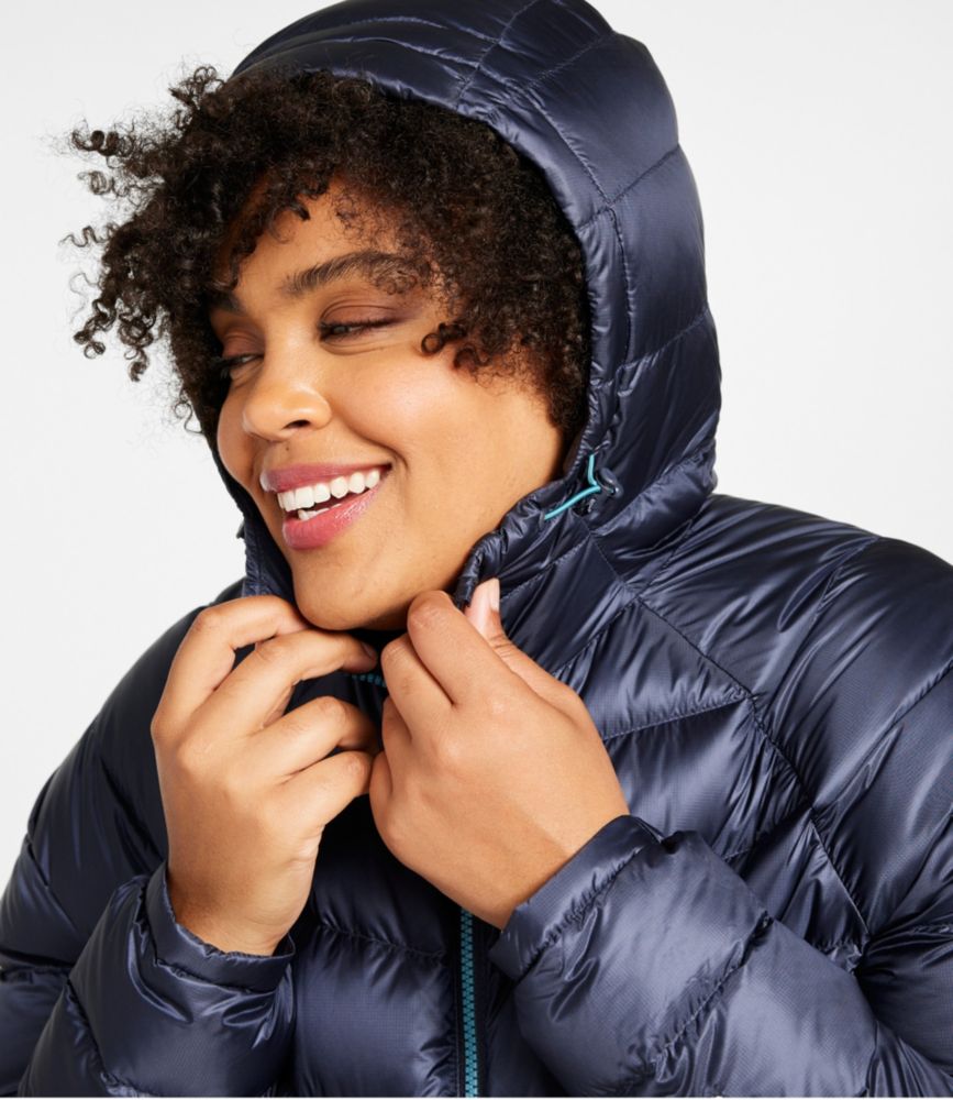 Women's Ultralight 850 Down Hooded Jacket
