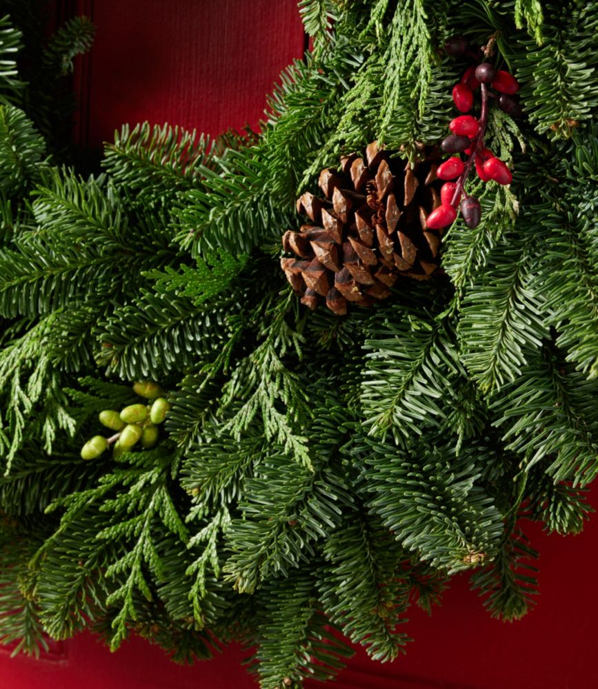 Woodland Berry Wreath, 24"