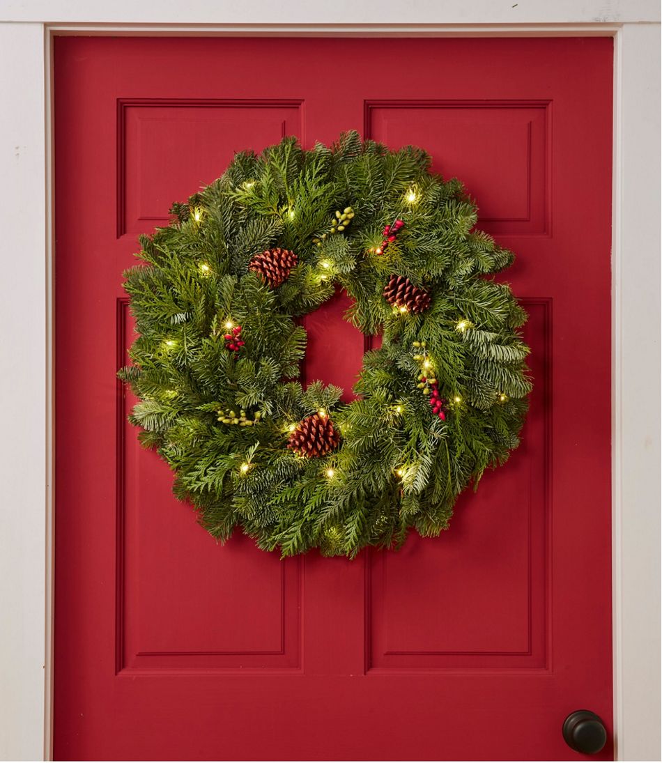Woodland Berry Lighted Wreath, 24"