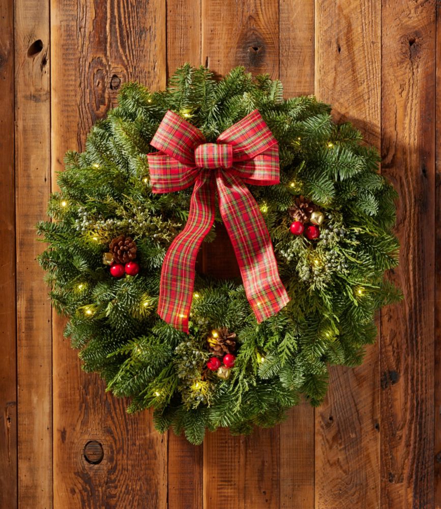 Fresh Tartan Lighted Wreath, 24"