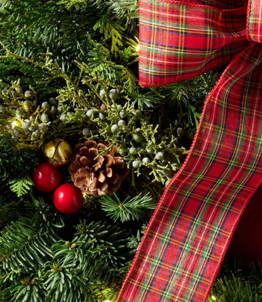Tartan Lighted Wreath, 24"