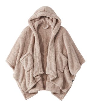 Cozy Sherpa Wearable Throw