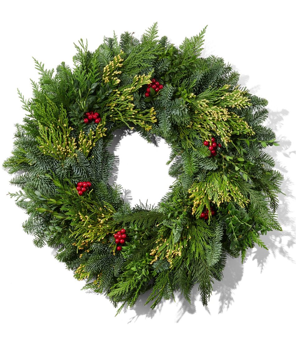 Red Berry Wreath, 24"