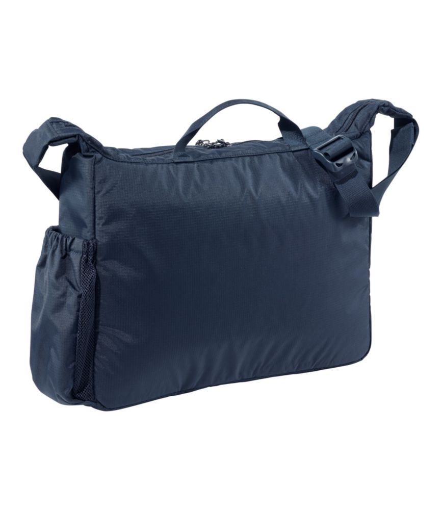 Comfort Carry Messenger Bag, 15L, Classic Navy, small image number 2