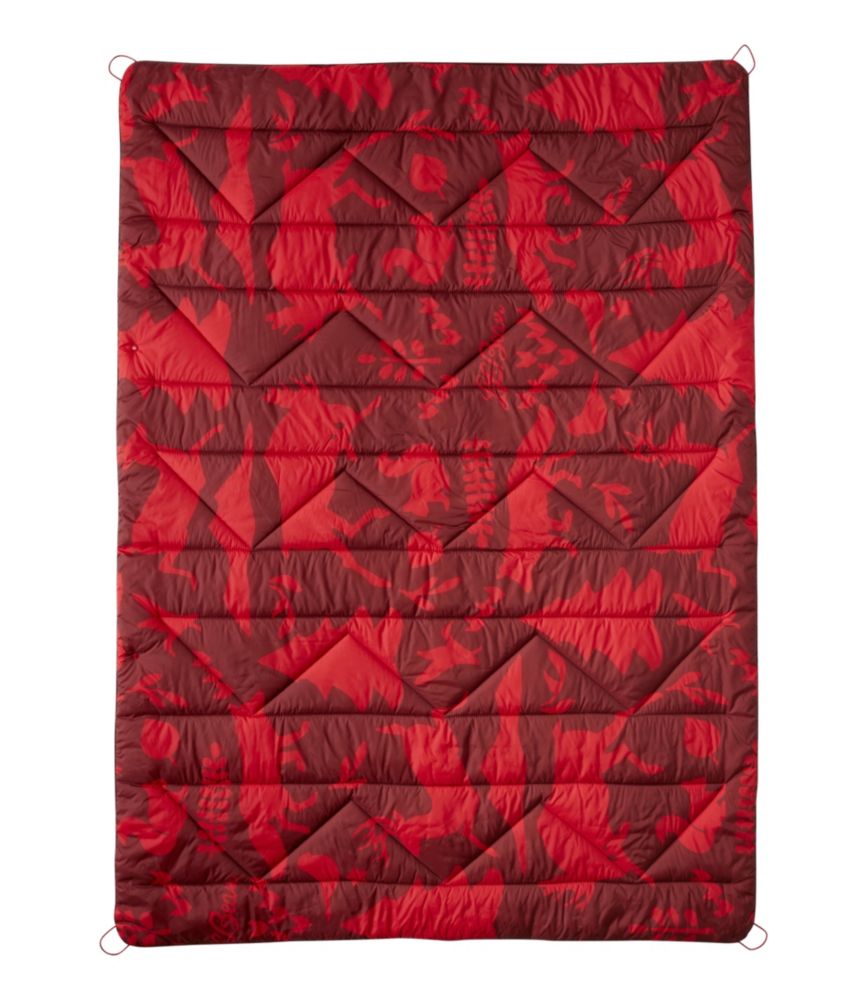 Deep Rosewood Festive Scene