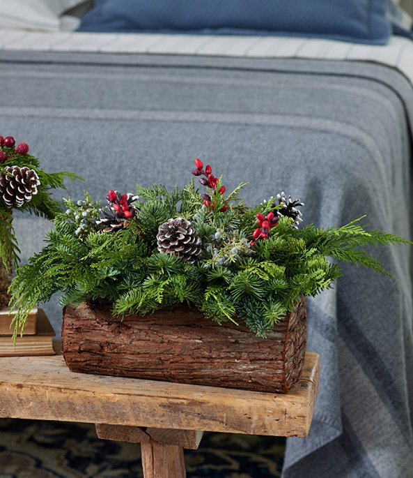 Yule Log Centerpiece, One Color, large image number 1