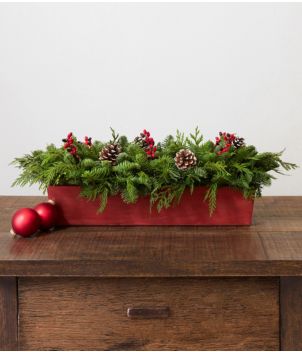 Woodland Berry Runner Centerpiece, New