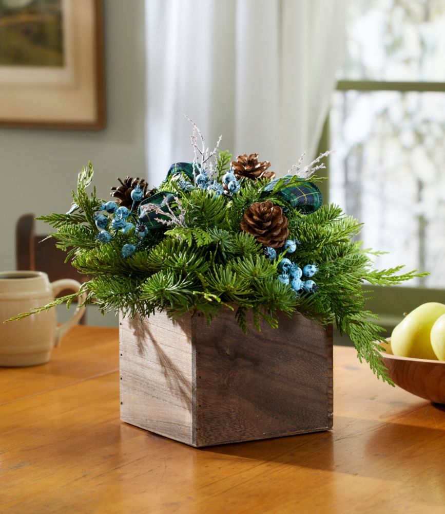 Green Tartan Fir Centerpiece