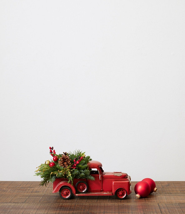 Red Truck Centerpiece, One Color, largeimage number 0