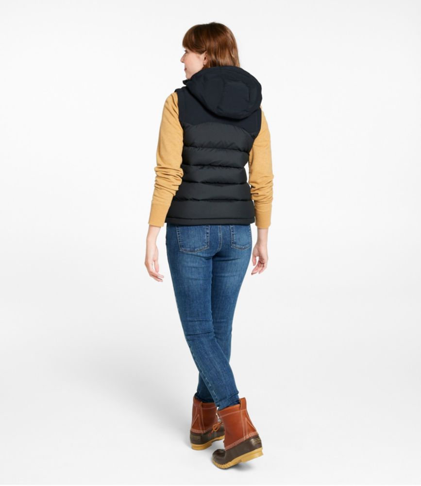 Women's Mountain Classic Hooded Down Vest, Shore/Sandstone, small image number 5