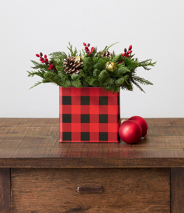 Buffalo Plaid Centerpiece, One Color, large image number 0