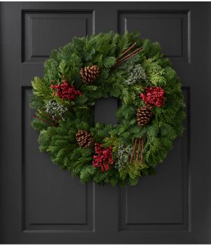 Woodland Canella Berry Wreath, 24", New