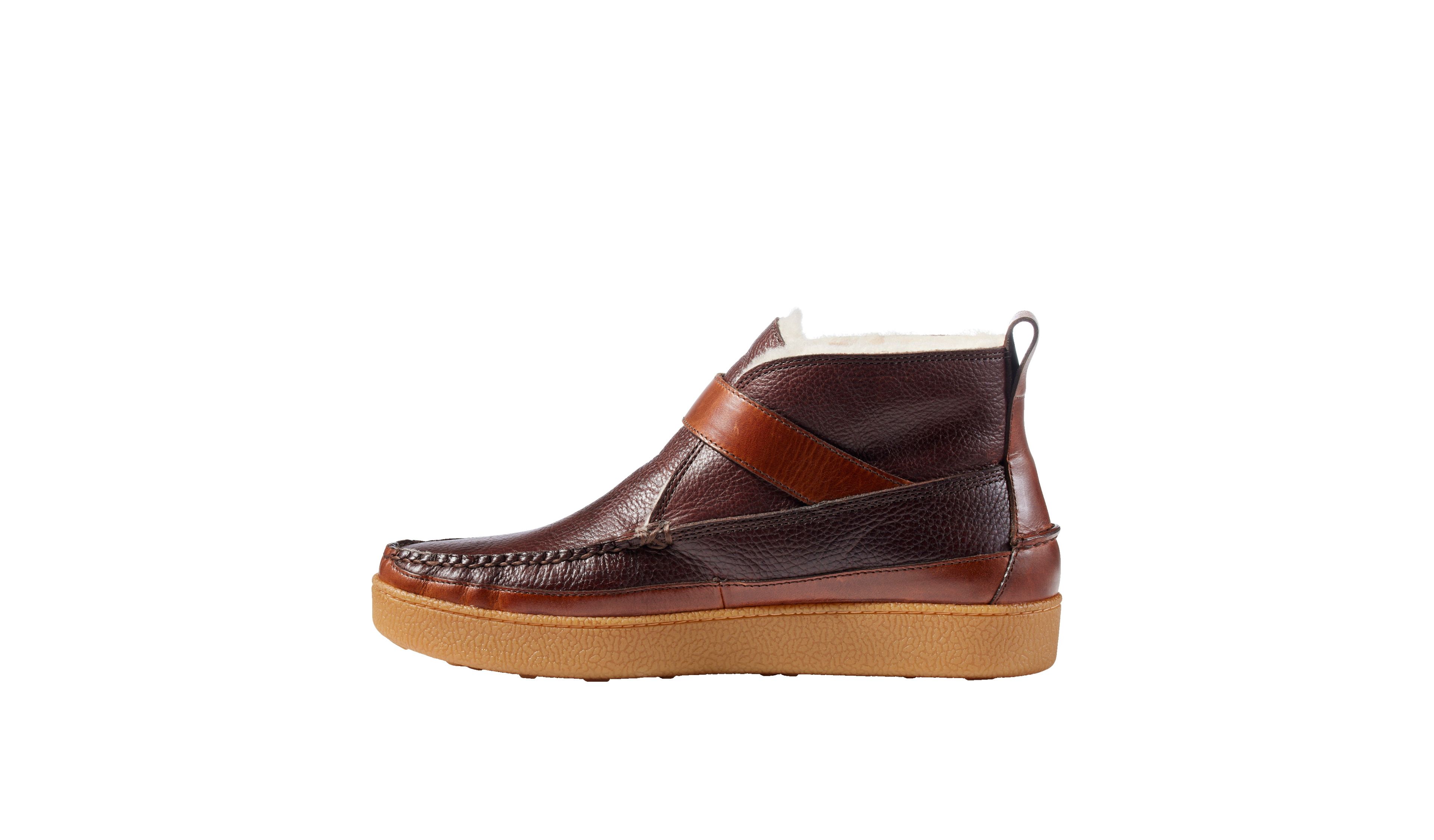 Men's Lodge Moc Vibram® Buckle Boots, Shearling
