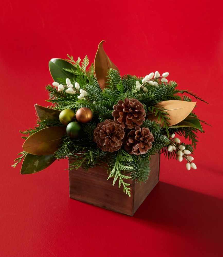 Magnolia Eucalyptus Centerpiece