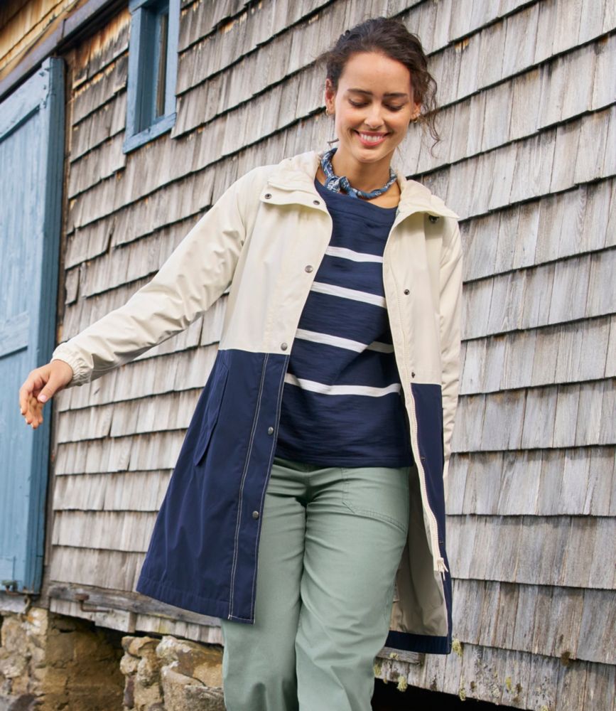 Women's Mountain Classic Raincoat, Sailcloth/Classic Navy, small image number 11