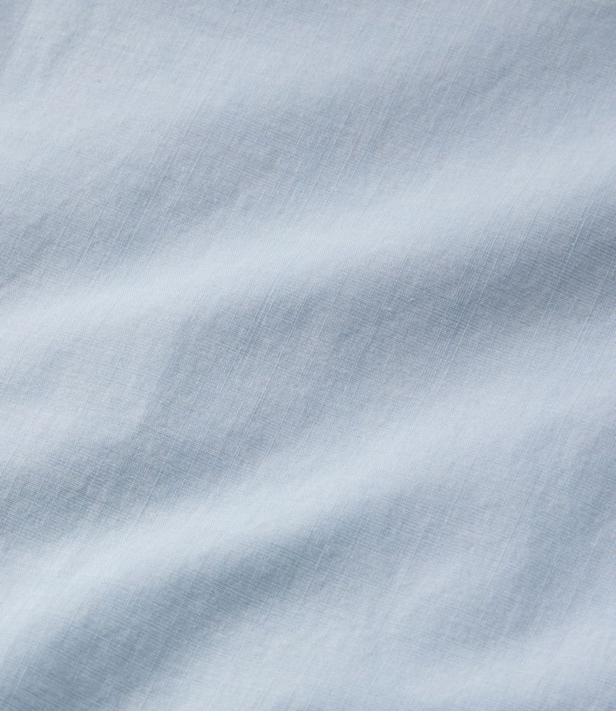 Men's Comfort Stretch Performance® Chambray Shirt, Long-Sleeve, Slightly Fitted Untucked Fit