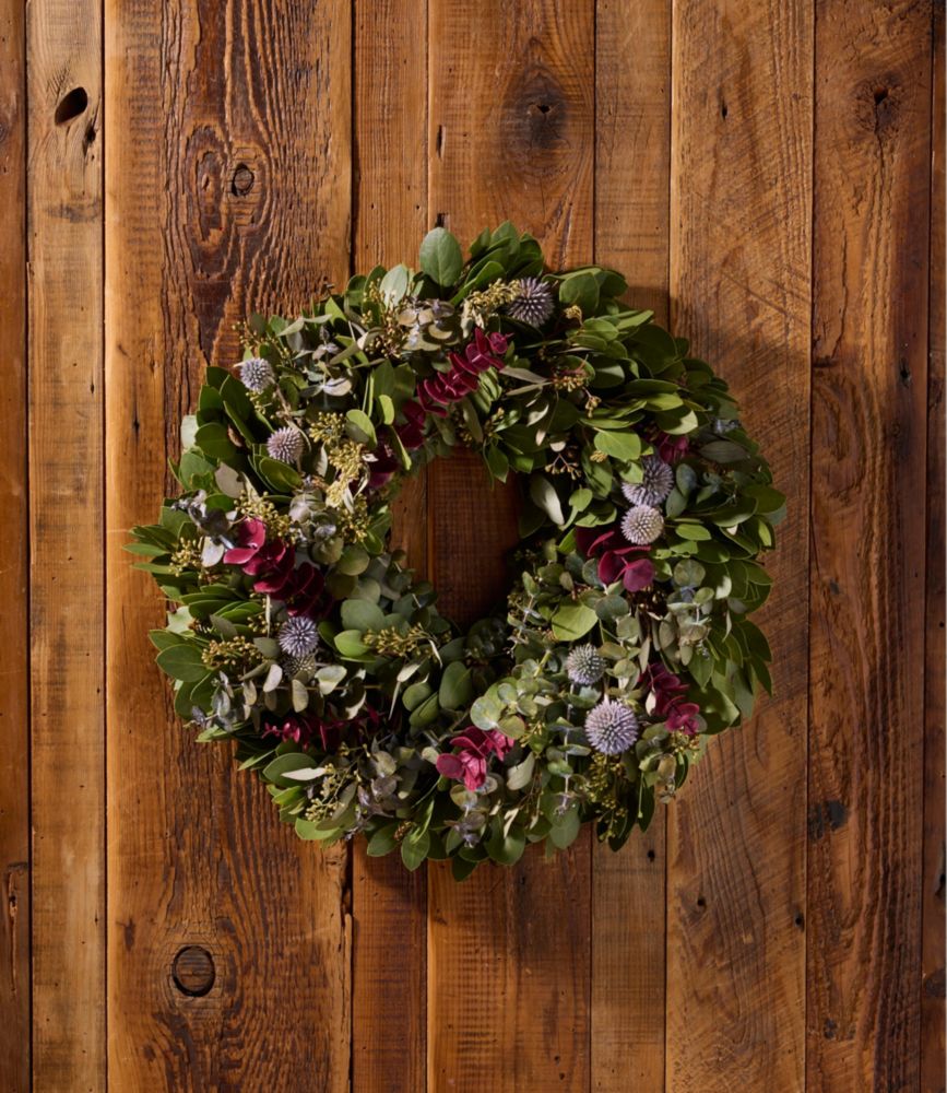 Mixed Eucalyptus Wreath, 20"