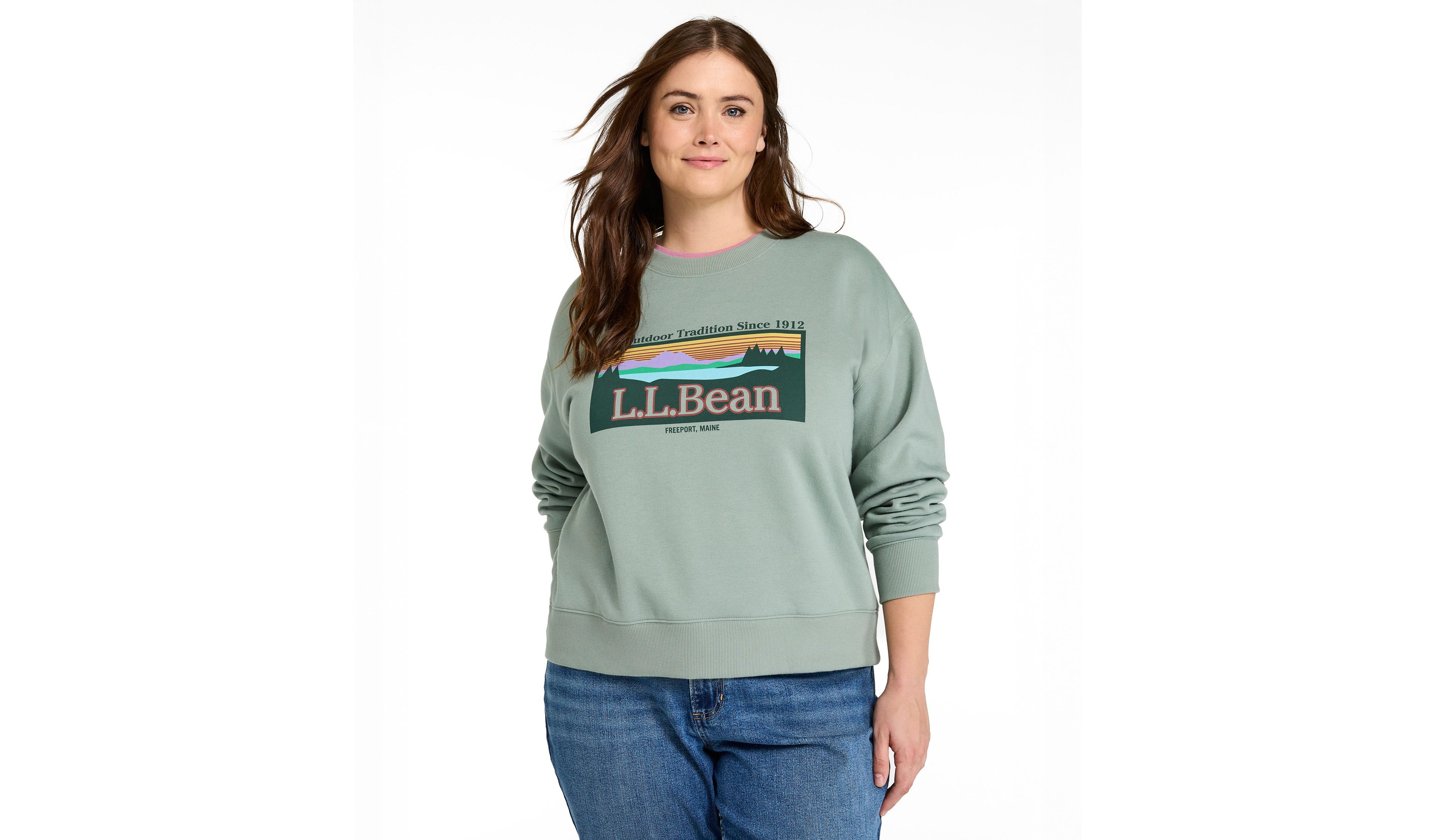 Women's Essential Sweatshirt, Crewneck Logo