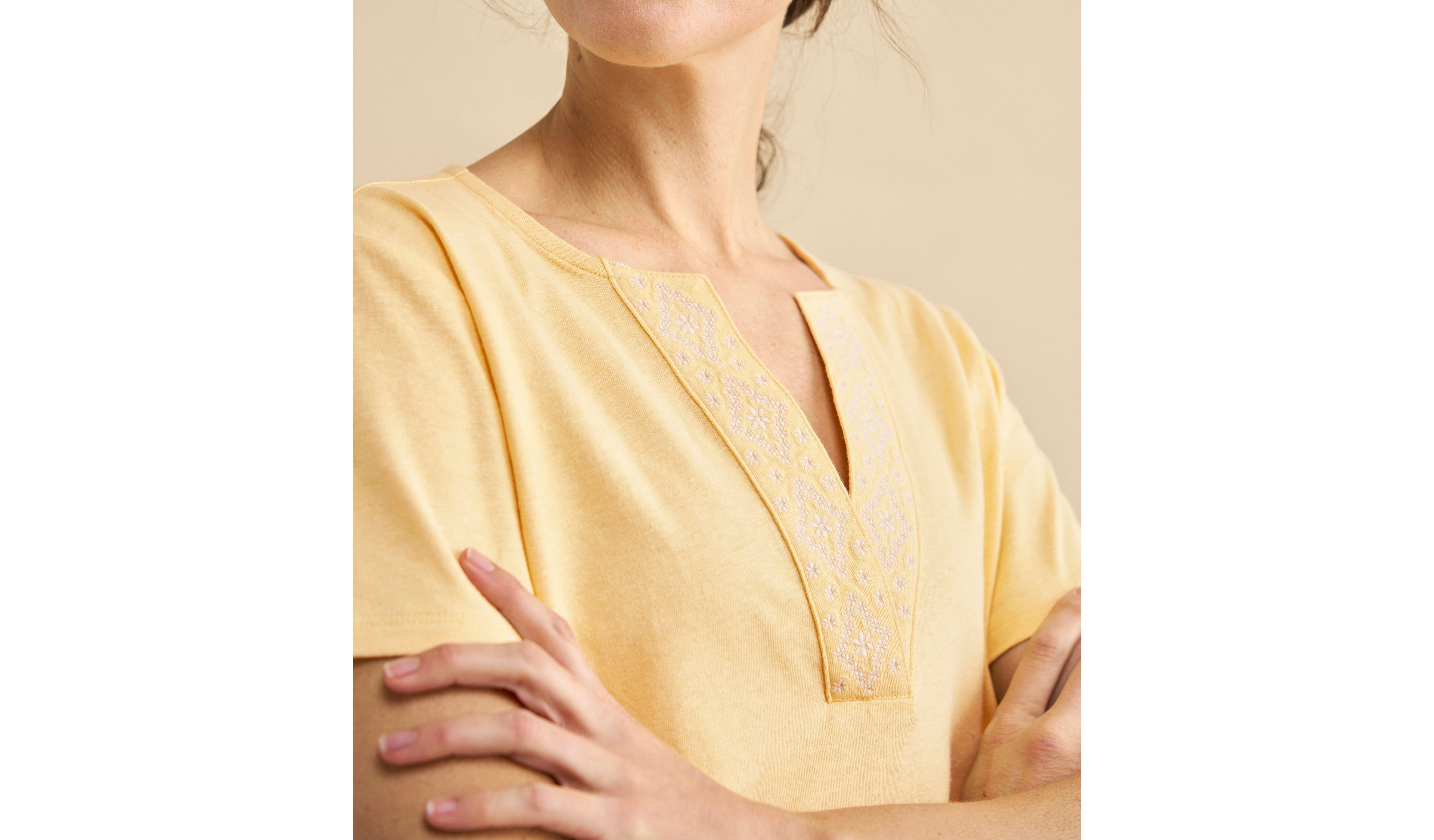 Women's Lakeside Linen/Cotton Tee, Short-Sleeve Embroidered Splitneck