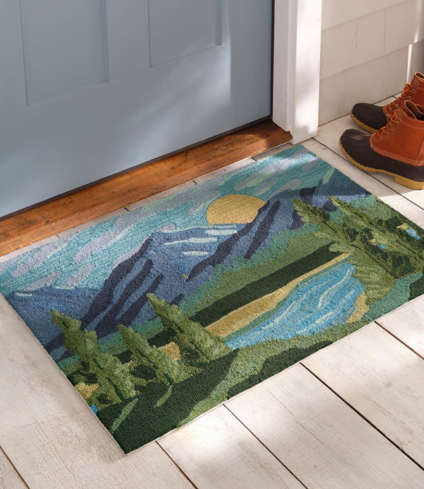Indoor/Outdoor Vacationland Rug, Mountain Horizon