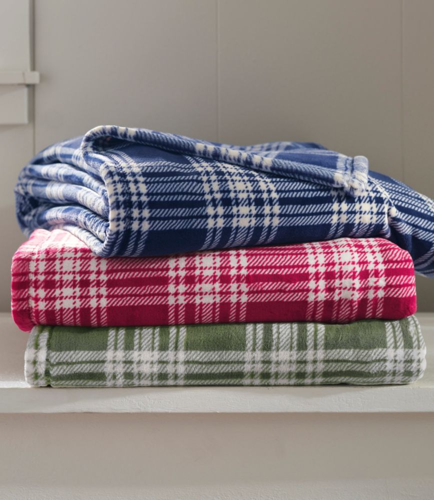 Wicked Plush Throw, Plaid