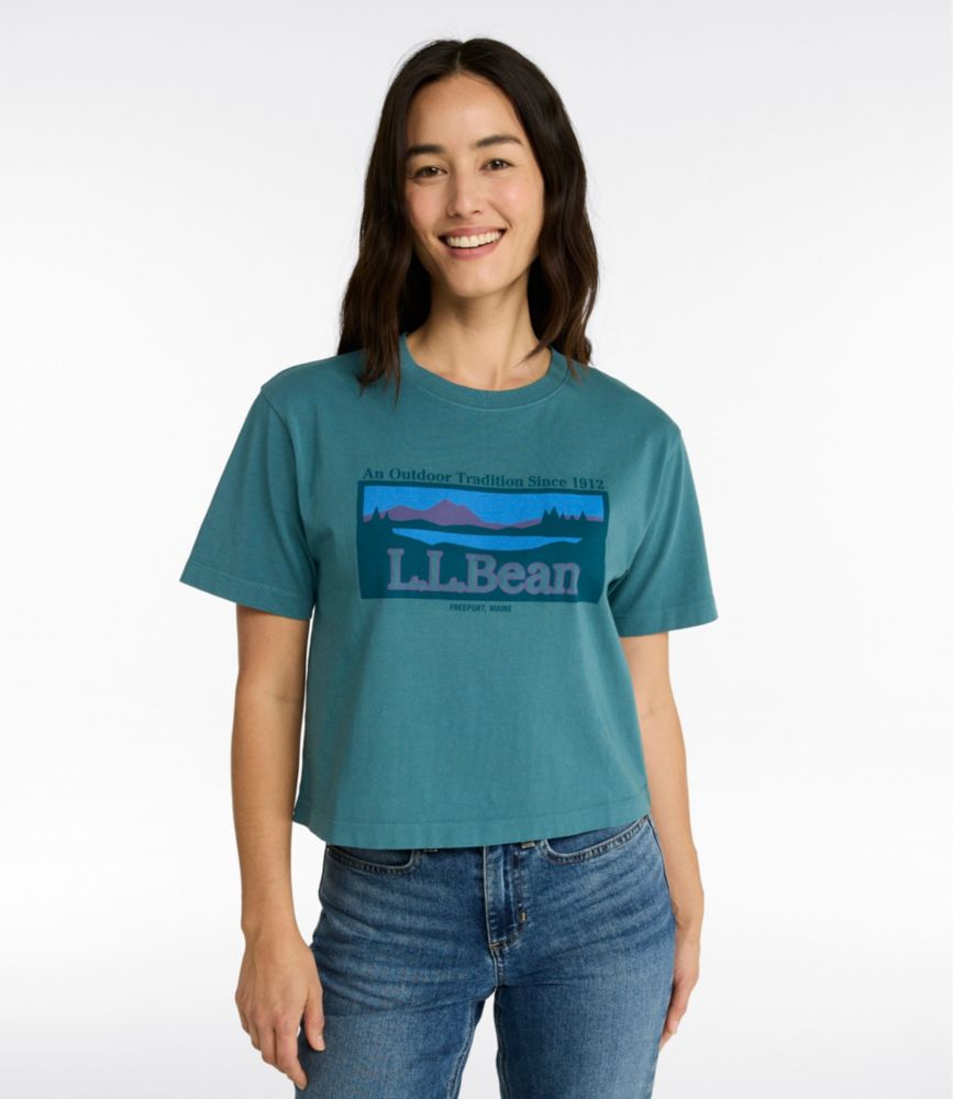 Women's Mountain Classic Tee, Short-Sleeve Cropped Boxy Crewneck Logo